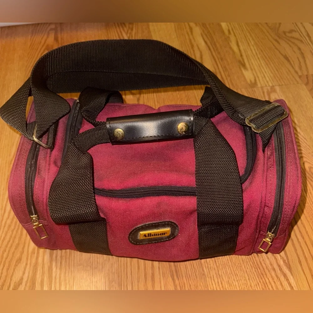 Minolta X-700 Camera set & Albinar Camera Bag